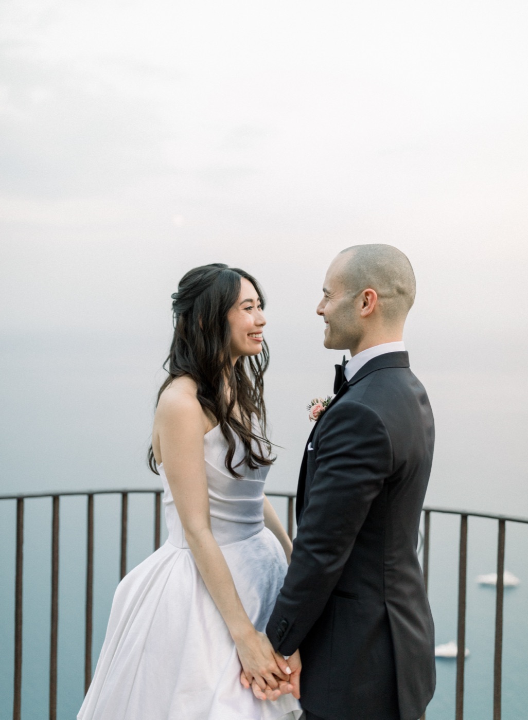The couple on the Terrazza dell'Infinito